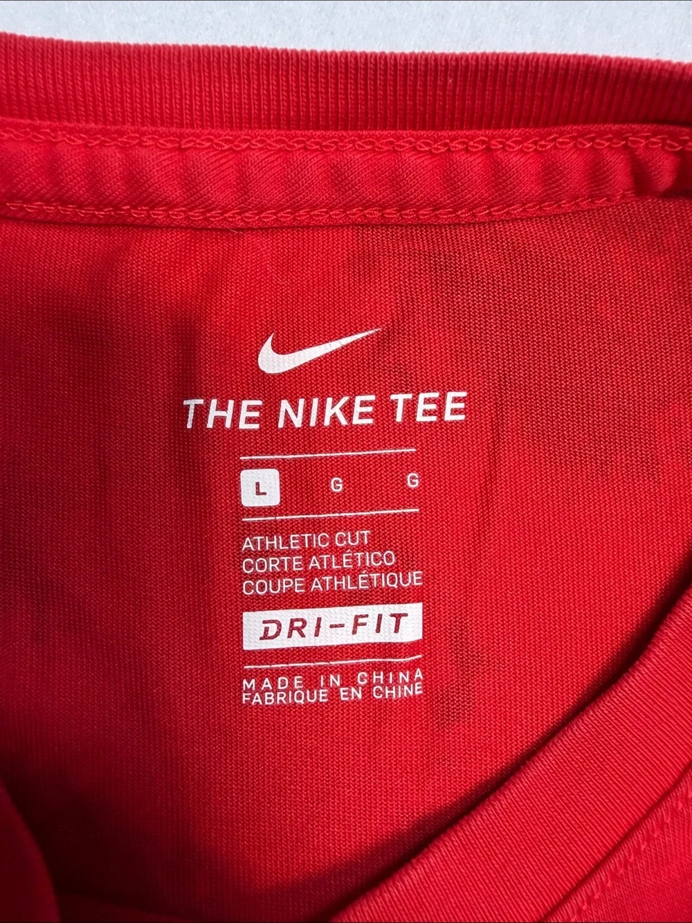 Vintage Nike Kyrie Irving Dri-Fit Youth Tee Size L